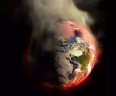 RGF帶您去太空中看地球。